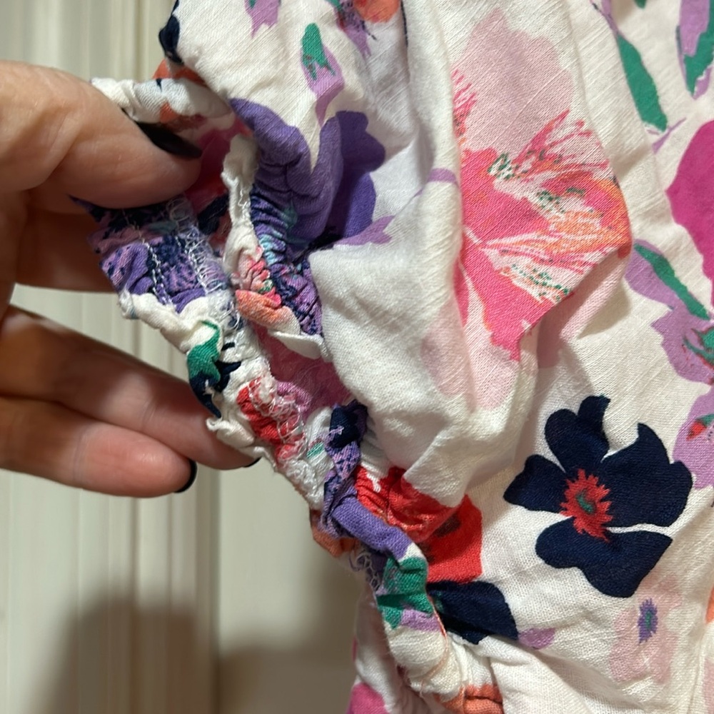 St. John’s Bay Blouse - Picture 3 of 6